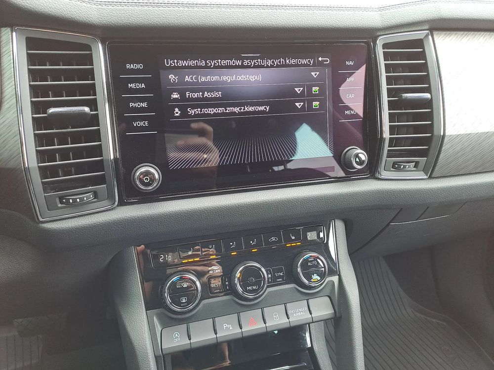 SKODA KODIAQ STYLE 1.5 TSI 150KM DSG Kamera Navi 3 Strefy klimatyzacji Salon PL ASO