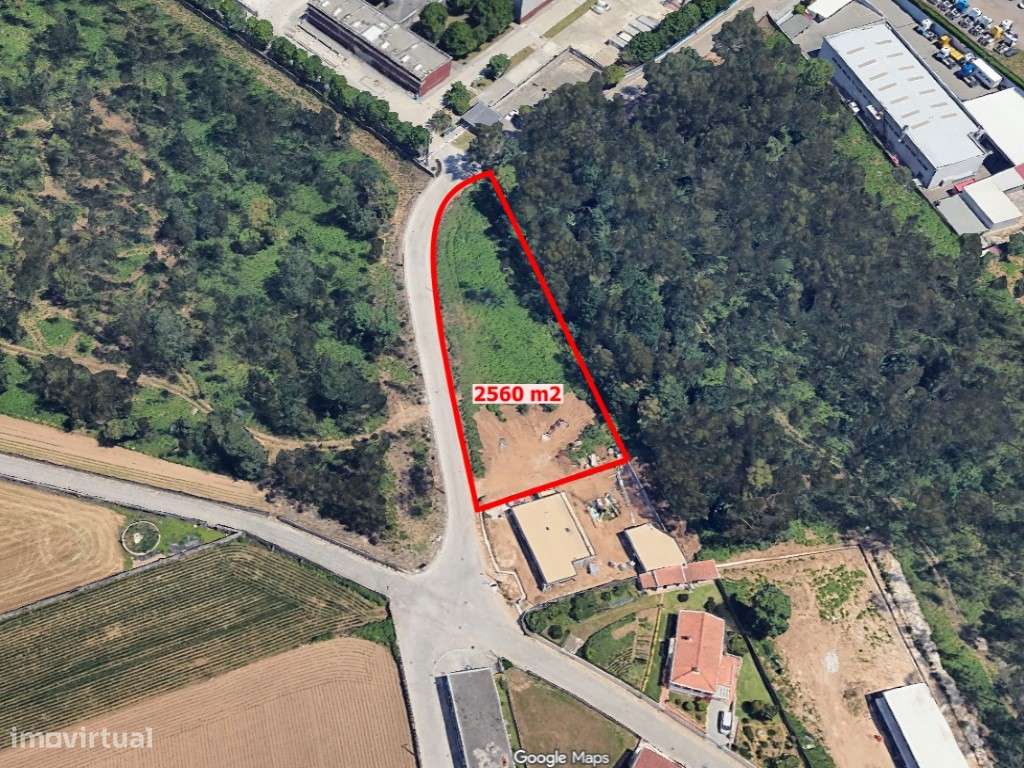 Terreno à Venda em Vilar do Pinheiro - 2.560 m² - Grande imagem: 3/4