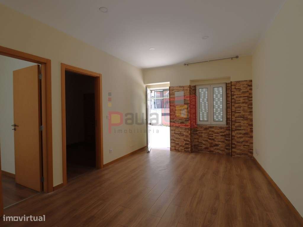 MORADIA TÉRREA T2 - MONTIJO CENTRO-10