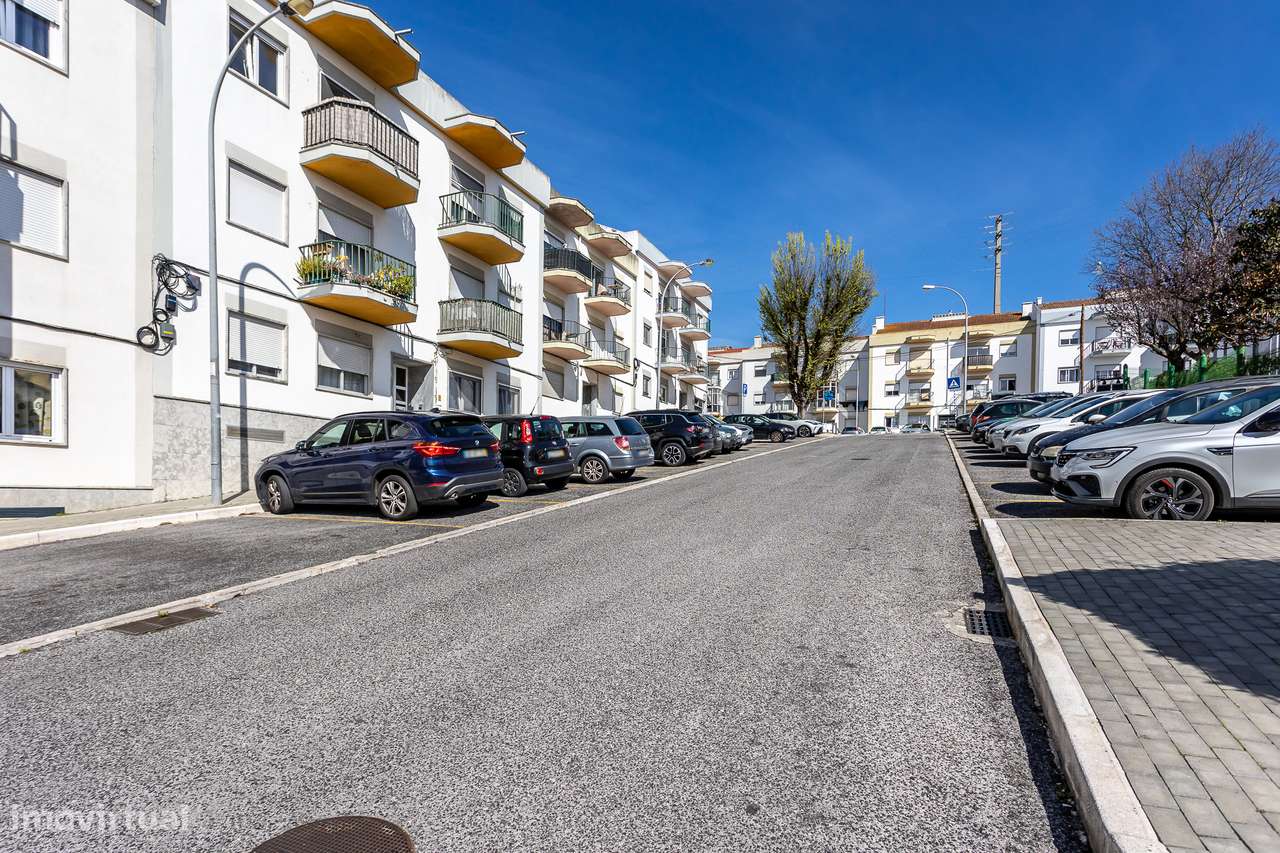 Apartamento T1 com terraço, em Barcarena-21