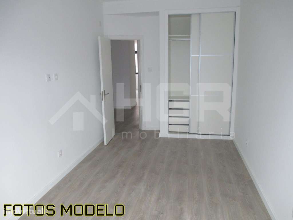 T1 COM QUINTAL | TOTALMENTE RENOVADO DE RAIZ | ENTRADA A ESTREAR-9