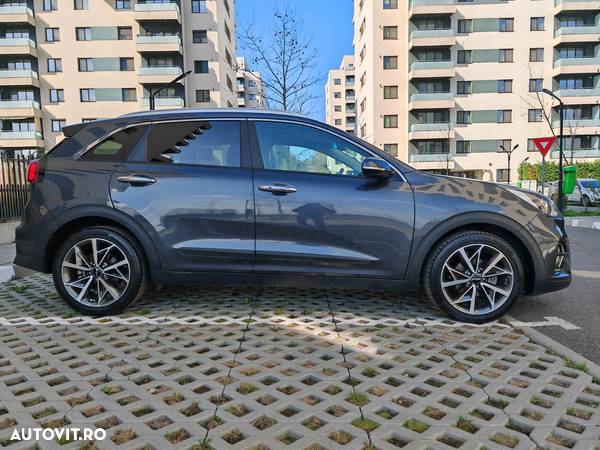 Kia Niro 1.6 GDI 6DCT HEV Premium - 28