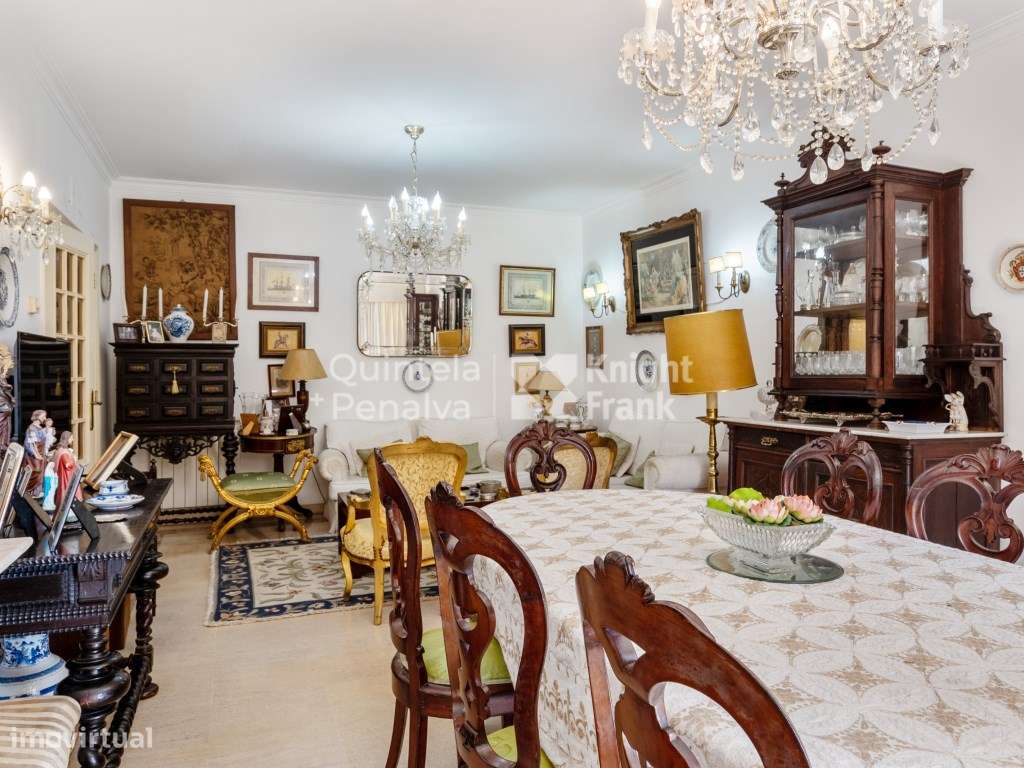 Apartamento T2 com varanda e garagem no Bairro do Rosário, Cascais - Grande imagem: 5/25