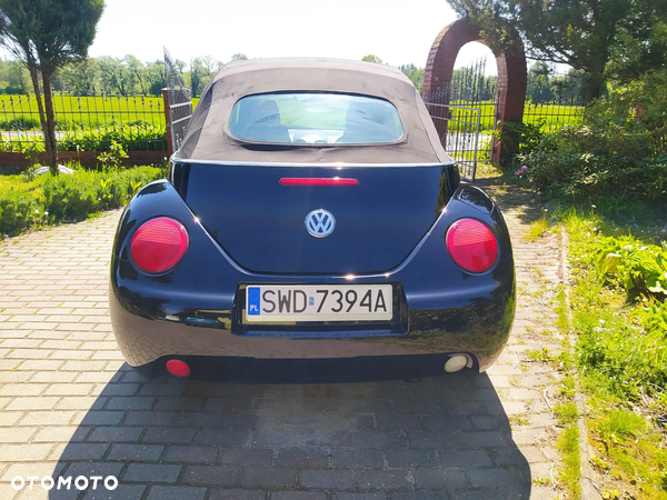 Volkswagen New Beetle 1.6 - 8