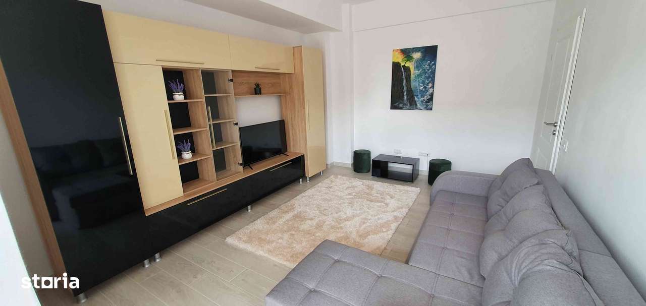 Proprietar închiriez apartament cu 2 camere - Imagine principală: 2/14