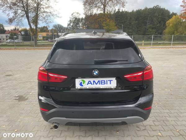 BMW X1 sDrive18i Advantage - 8