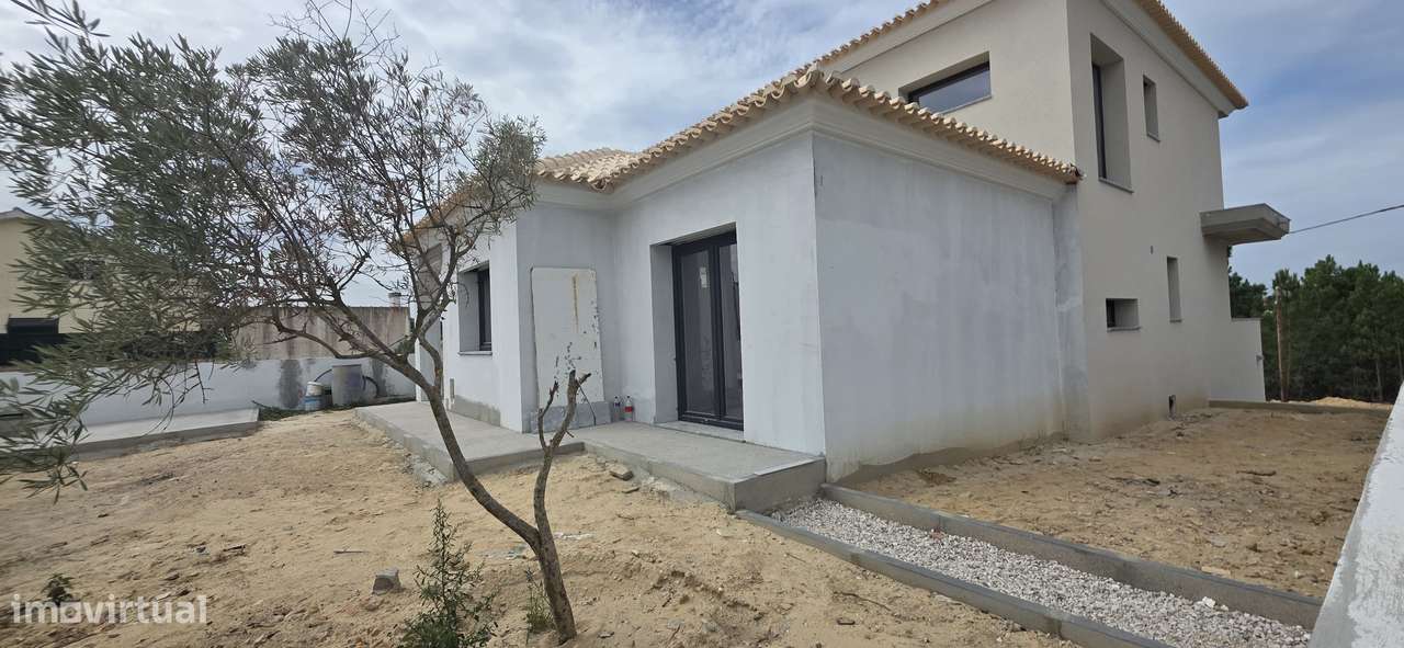 Moradia Isolada T4, Pinhal General-1