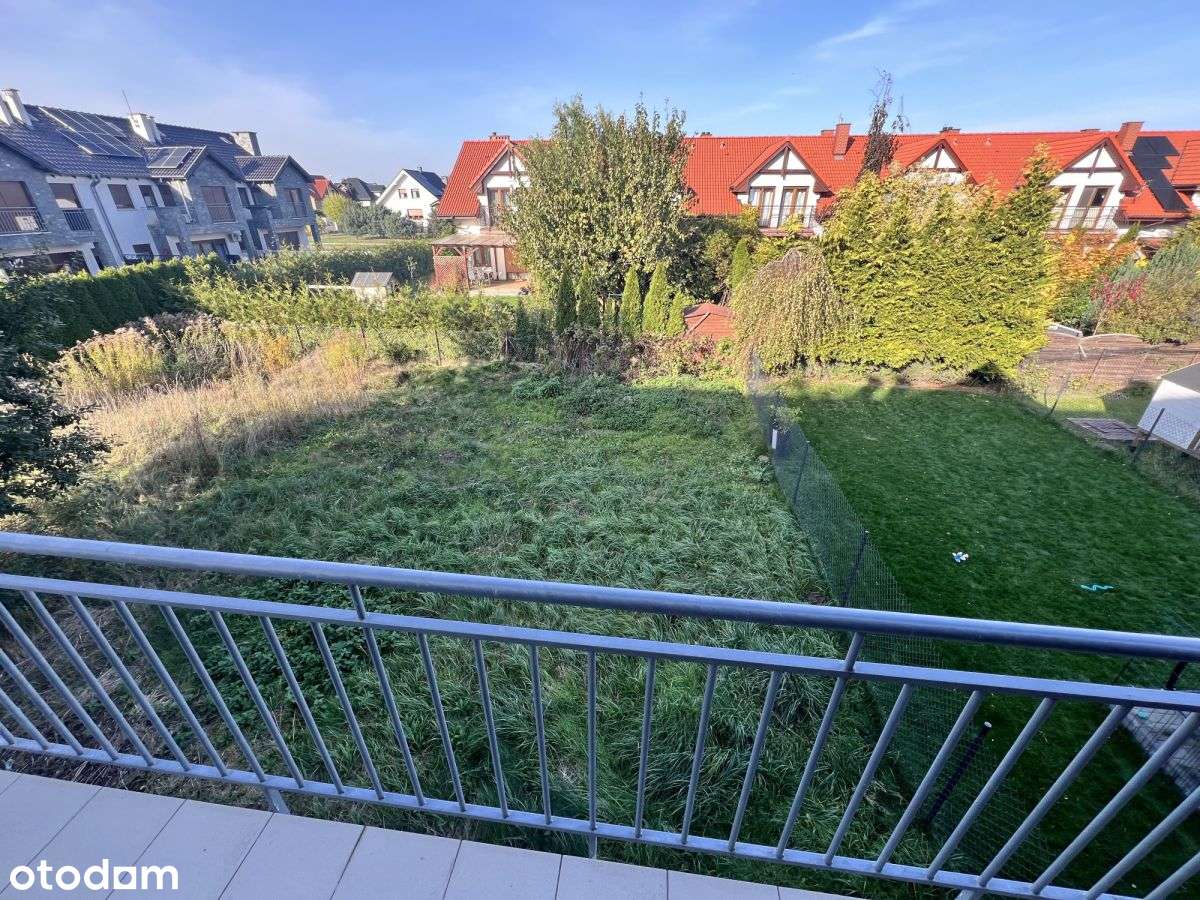 Segment z garażem w bryle budynku-10