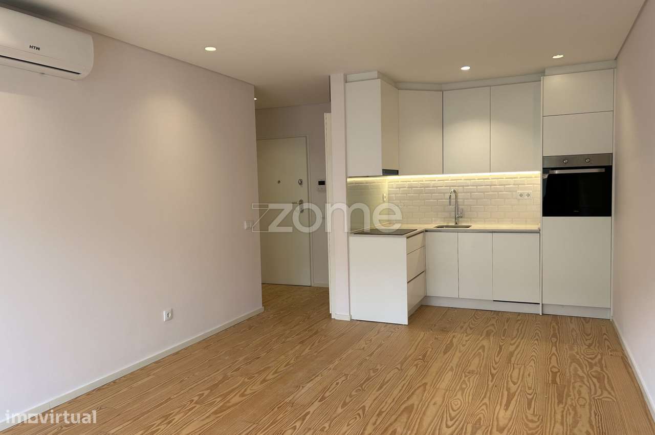 Apartamento T1 próximo ao Metro da Trindade, Porto - Grande imagem: 5/14