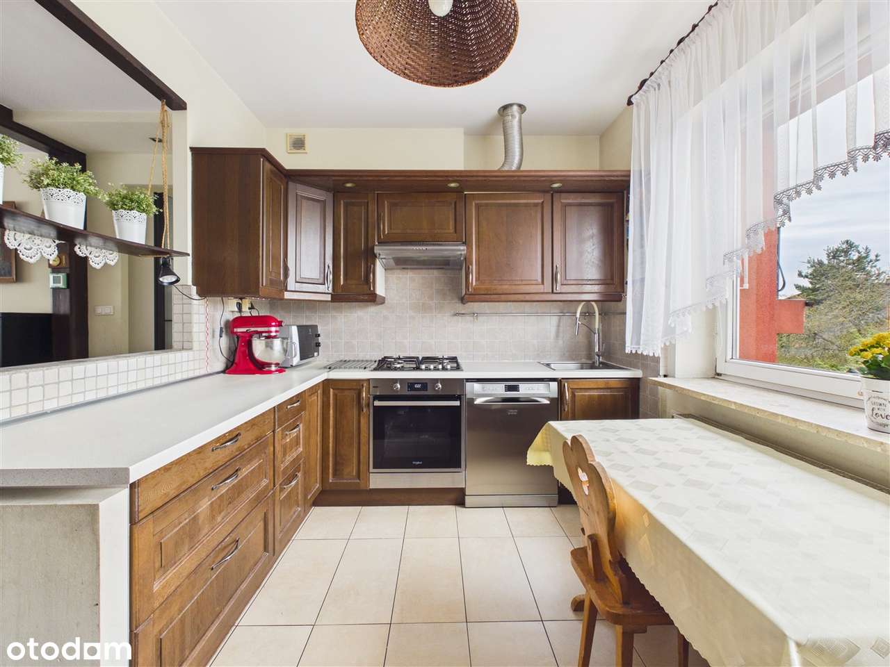 Przestronny dom 160m², 6 pokoi, ogród, garaż – Tychy Czułów
