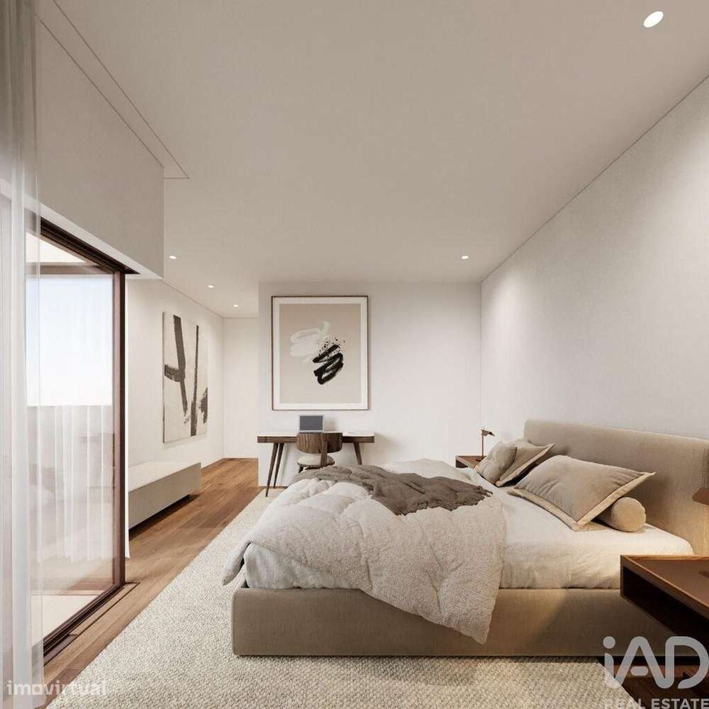 Casa / Villa T3 em Castêlo Da Maia de 325,00 m2 - Grande imagem: 5/8