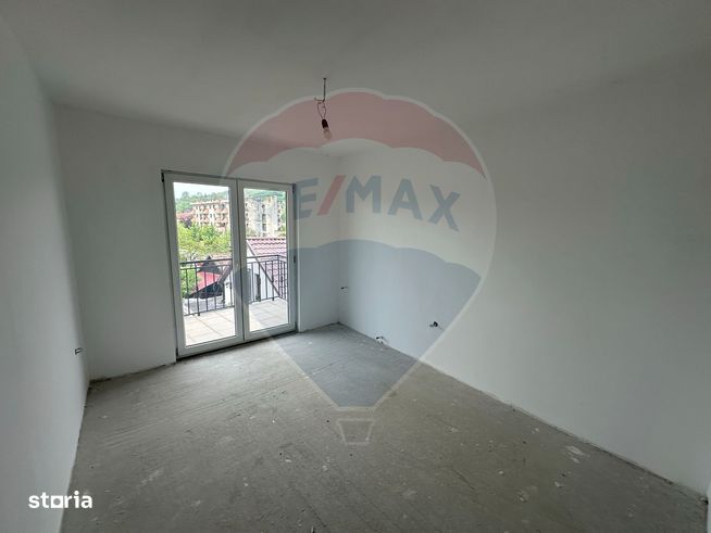 Apartament de vânzare în Cojocna, vis-a-vis de Băile Sărate Cojocna-0