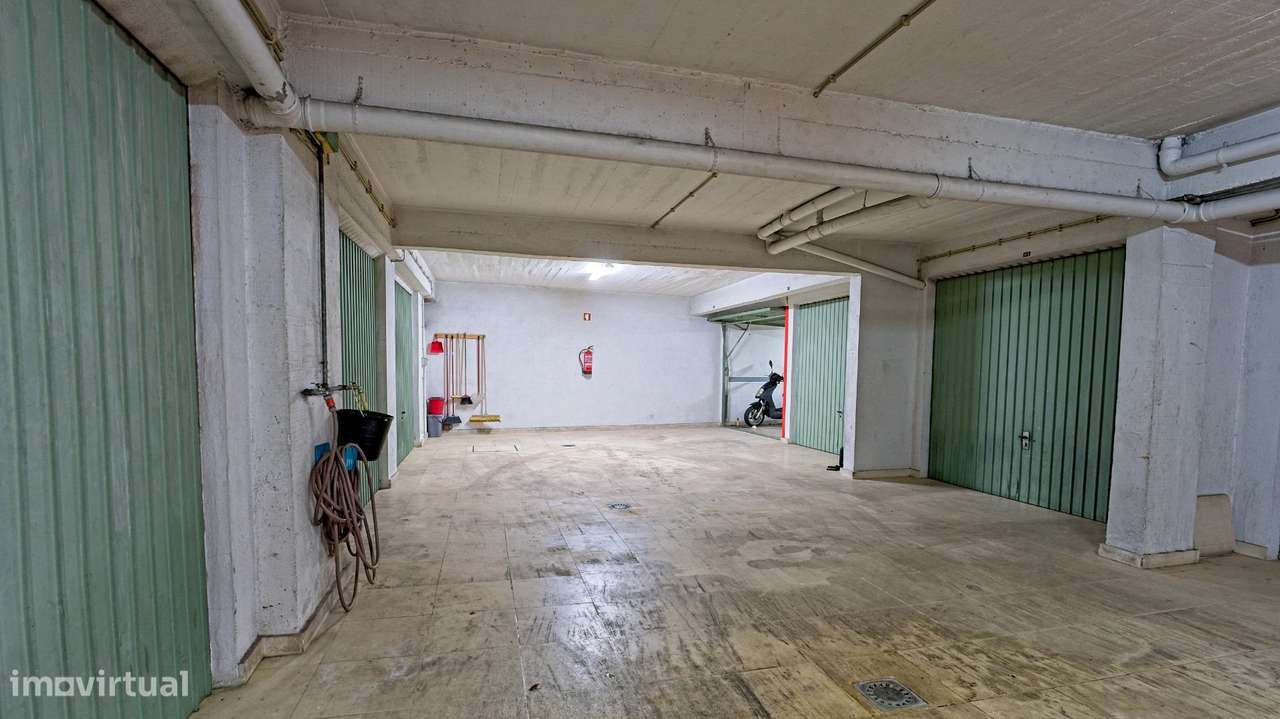Garagem fechada com 21 m2-5