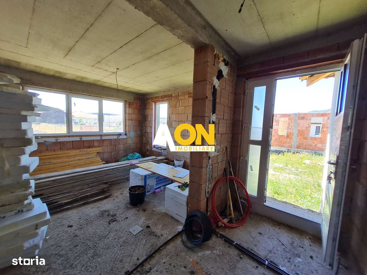 Casa 4 Camere, 130 mp, Teren 430 mp, Toate Utilitatile, Zona Micesti - Imagine principală: 4/12