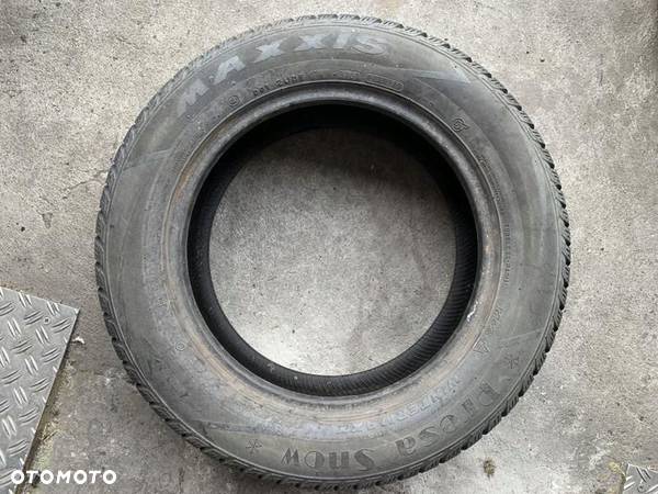 185/65R15 185/65/15 Maxxis Presa Son WinterMaxx - 4