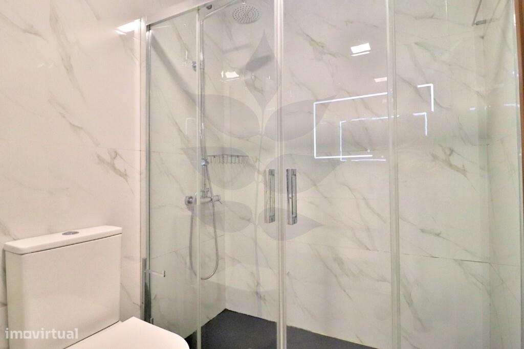 Apartamento T4 na freguesia de Lamaçães-10