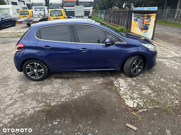 Peugeot 208 E-HDi FAP 92 EGS6 Stop&Start Allure - 4