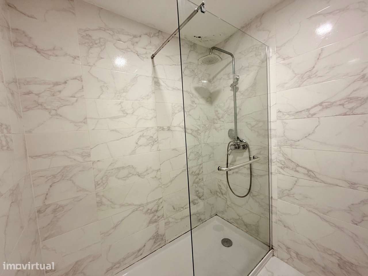 Apartamento T3 Venda em Viana do Castelo (Santa Maria Maior e Monserra-24