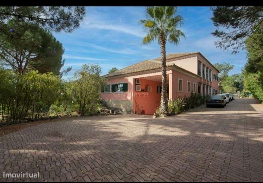 Moradia de Luxo T7 na quinta do Peru-4