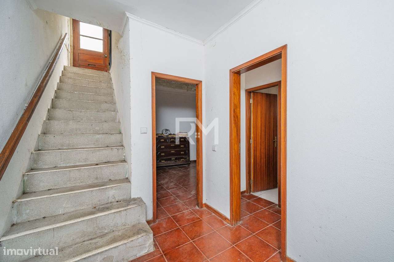 MORADIA PARA REABILITAR | CORUJEIRA, CAMPANHÃ-15