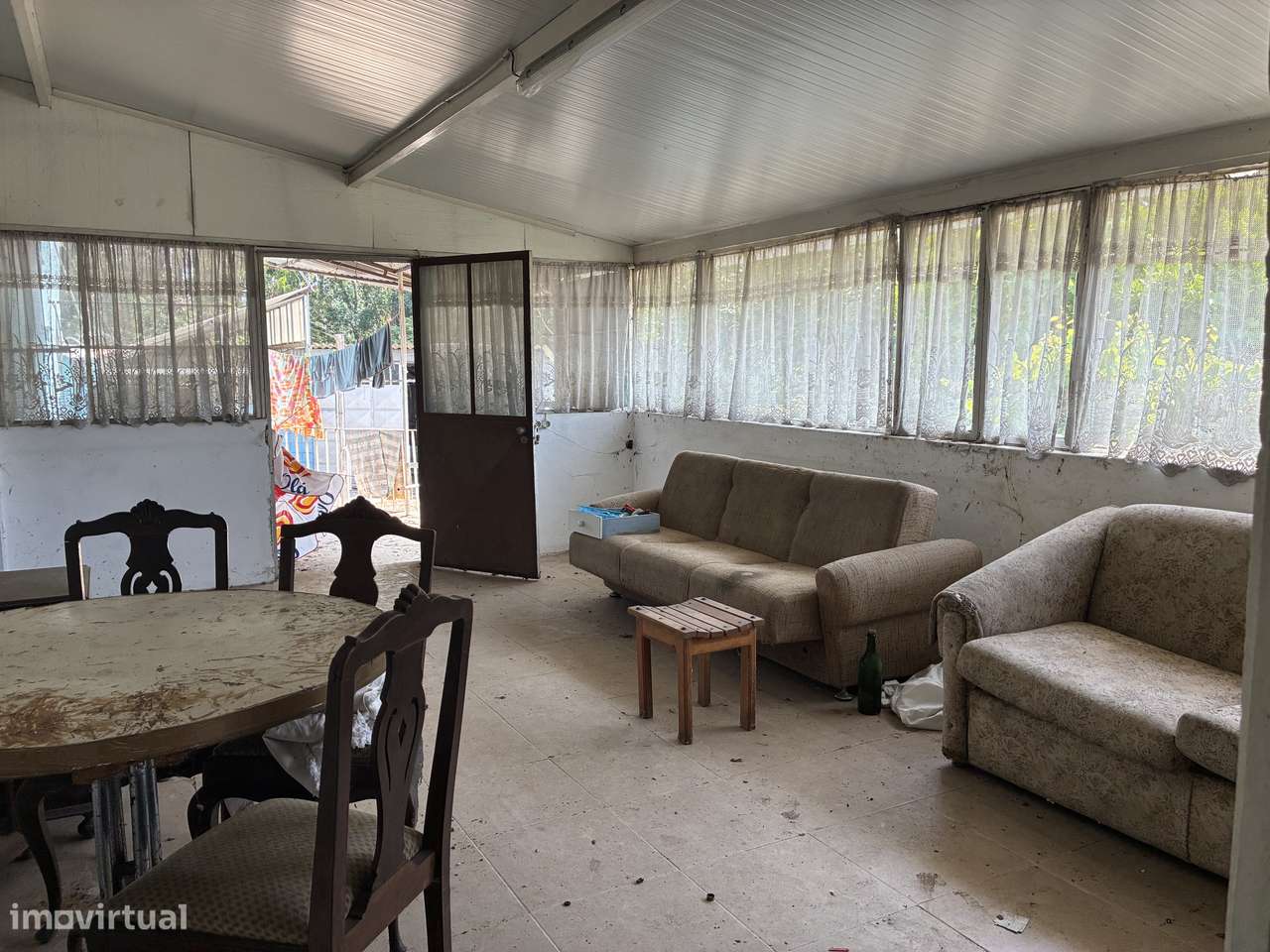 Moradia para recuperar em São João da Madeira - Grande imagem: 2/13