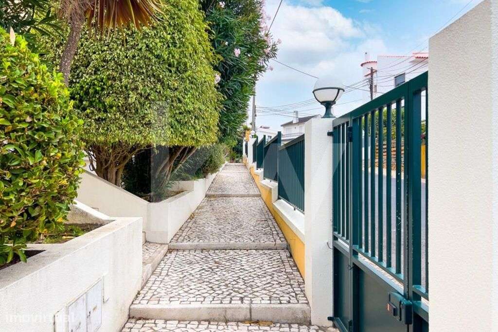 Moradia de Luxo em Zona Privilegiada de Cascais - Grande imagem: 5/46