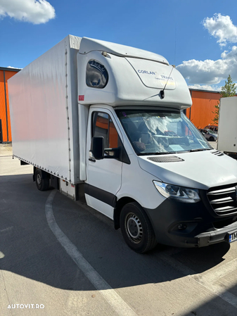 Mercedes-Benz Sprinter - 2