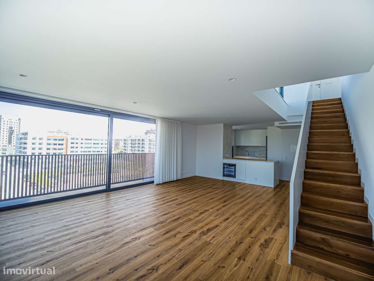 Apartamento T4 Duplex, Terraço com 106 m2, Luxo, Fonte Nova, Aveiro-12