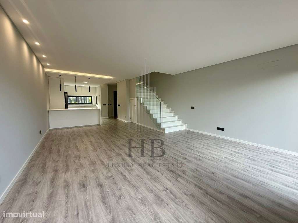 Moradia T3 com Jardim em Bicesse | Cascais-15