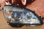 MERCEDES C KLASA W204 BI-XENON SKRĘTNY A2048209061 PRAWA LAMPA LAMPY - 3