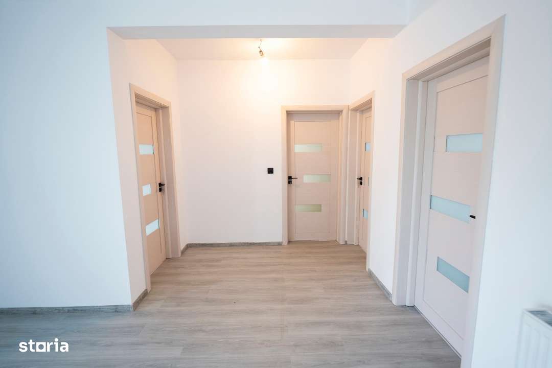 Casa noua, stil mediteranean, la cheie,centrala proprie si utilitati - Imagine principală: 4/13