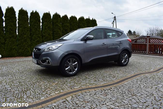 Hyundai ix35 1.6 2WD Fifa World Cup Edition - 11