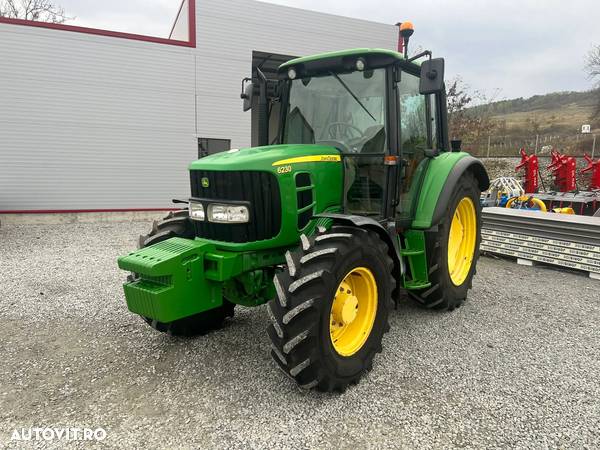 John Deere 6230 - 8