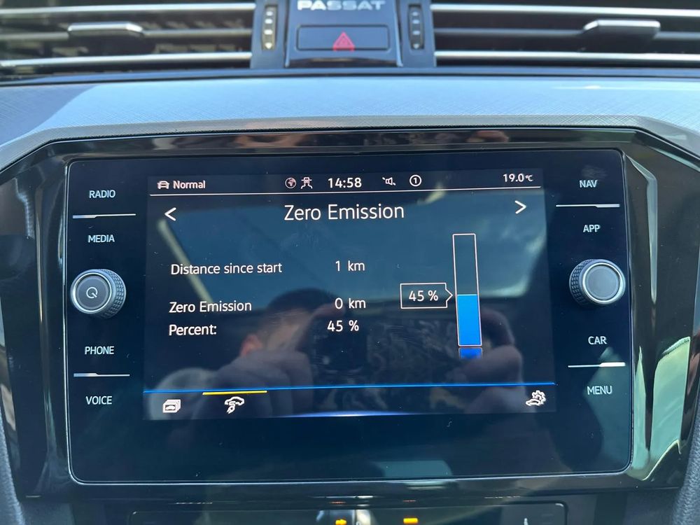 Volkswagen Passat 1.4 TSI Plug-In-Hybrid DSG GTE - 33