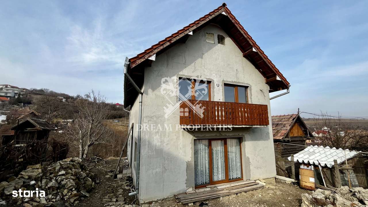 Casa individuala 6 camere, teren 700 mp, zona Dezmir - Imagine principală: 1/11