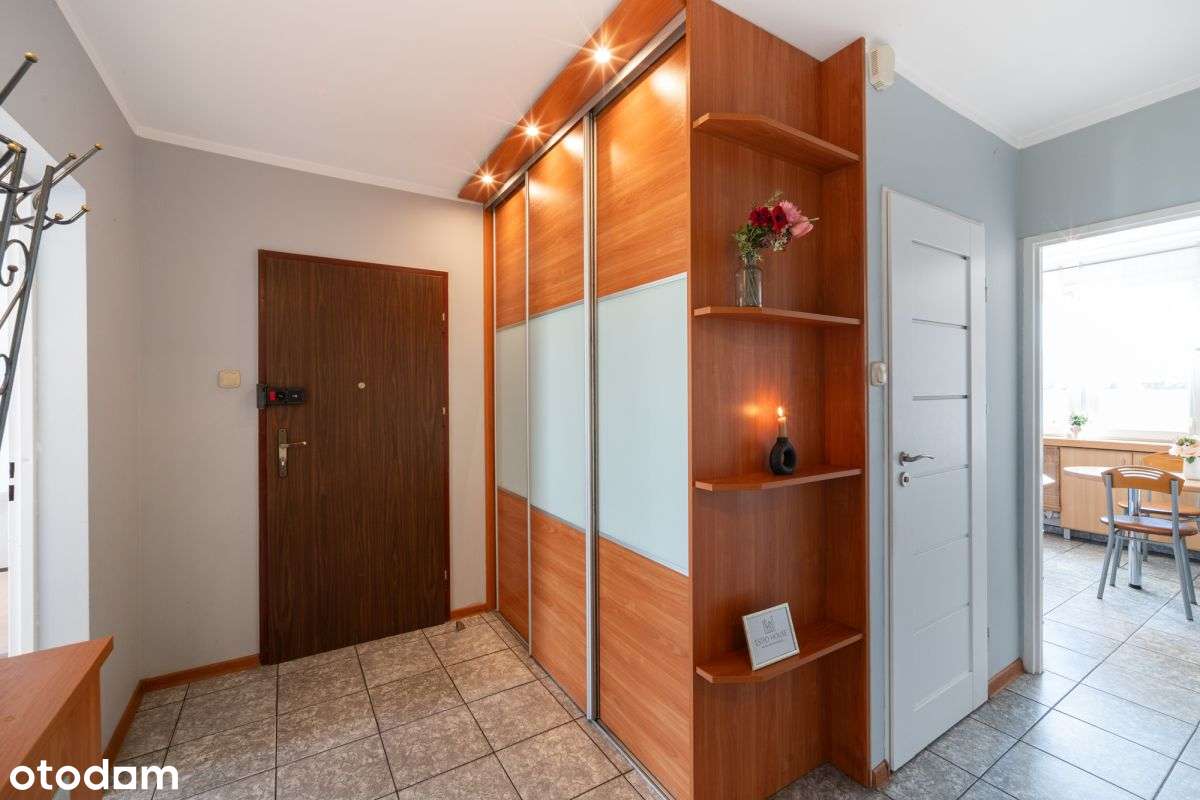 Konstruktorów - 3 pokoje + kuchnia - odświeżone!-3