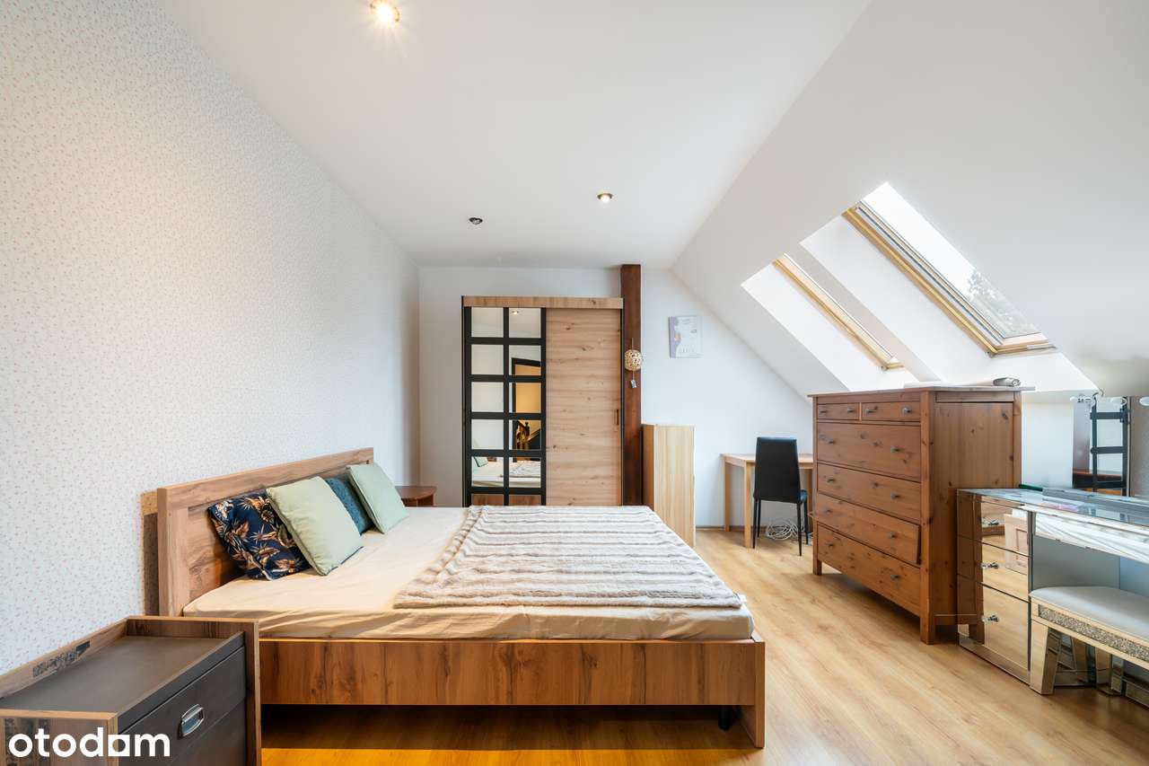 Podlesie (ta część bez smogu) - dom 320 m2 z działką 1400 m2 i basenem-8