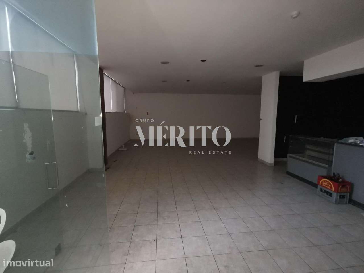 Loja em Santo Tirso com 278 m2 - Grande imagem: 4/13