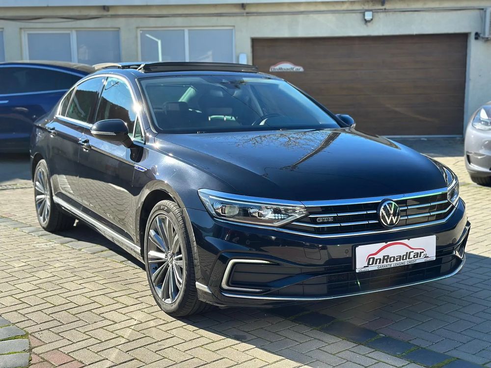 Volkswagen Passat 1.4 TSI Plug-In-Hybrid DSG GTE - 2