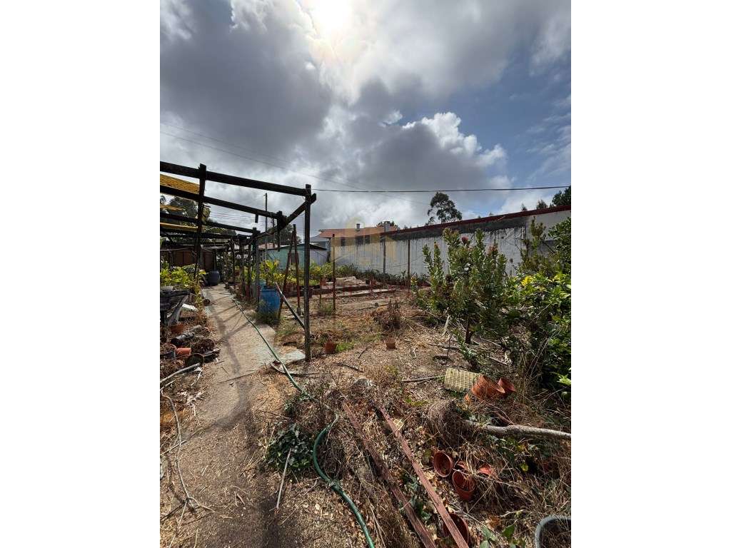 Terreno com 1120m2 em Arcozelo-14