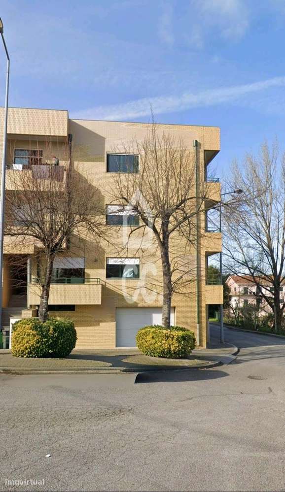 Oportunidade - Lugar de Garagem com 12,5m2 em  Rio Tinto - Grande imagem: 3/4