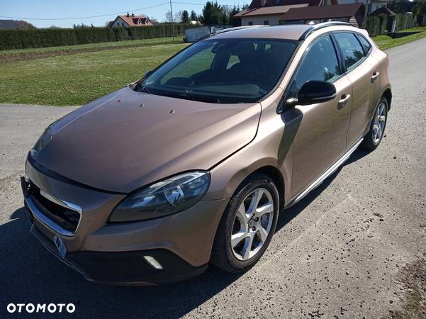 Volvo V40 D3 Geartronic Momentum - 1