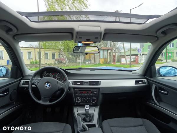 BMW Seria 3 320d - 21