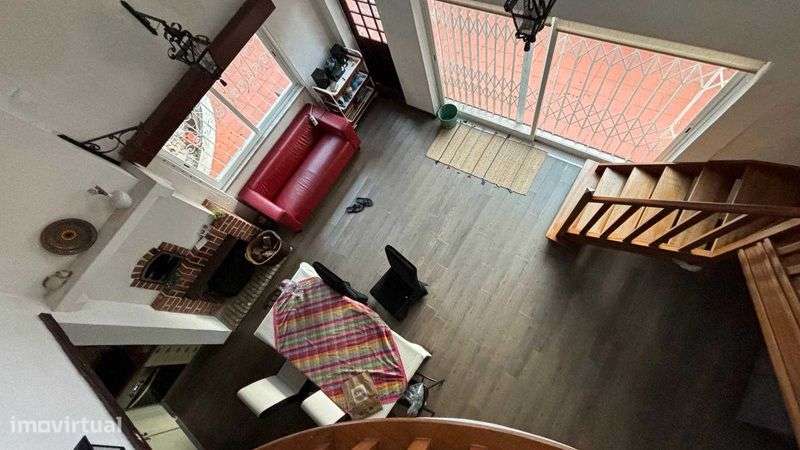 Moradia isolada T5 Charneca Caparica c exc. áreas - Grande imagem: 5/10