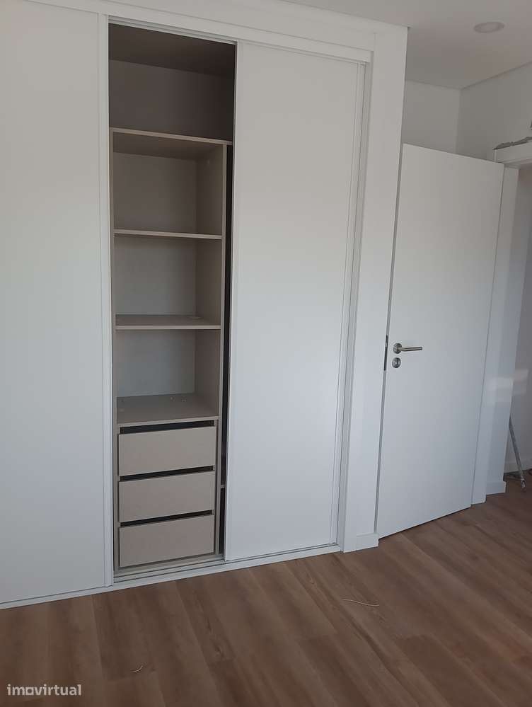 Moradia T3 Construção Perto Fórum Almada-4