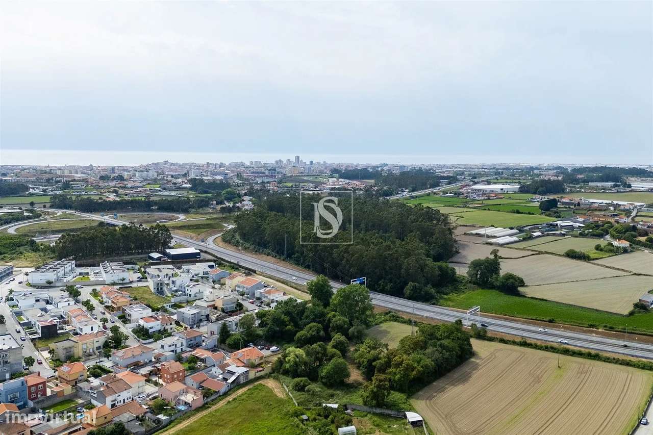 Terreno, 1 900 m², Touguinha e Touguinhó-18