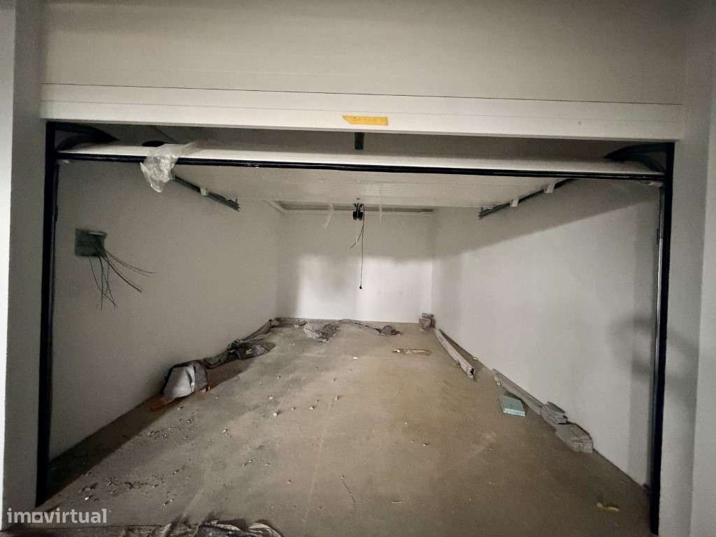 Apartamento Duplex T3 com Openspace de 73 m2 e Garagem-24