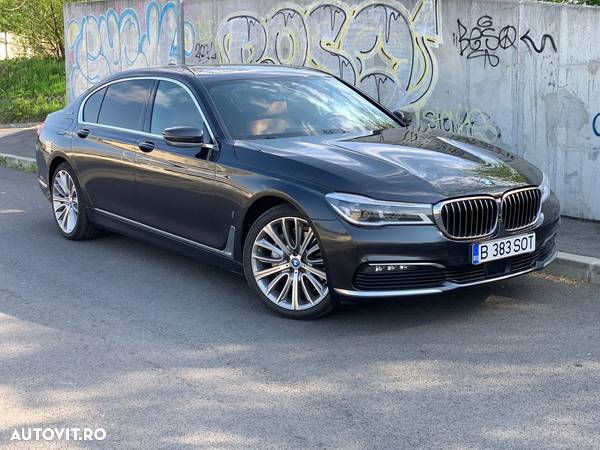 BMW Seria 7 740Le iPerformance - 1