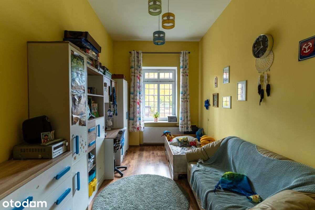 Przestronne mieszkanie - Al. Korfantego 133-12