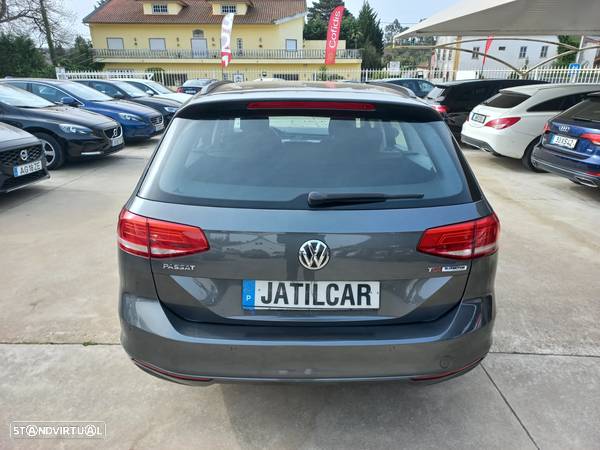 VW Passat Variant 1.6 TDI Trendline - 7